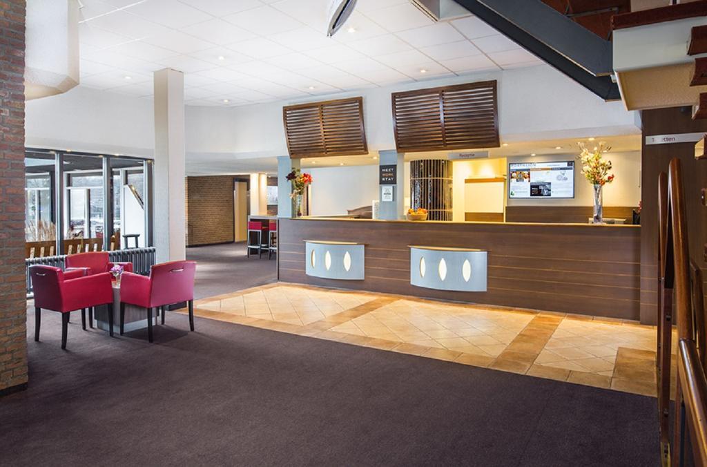 Postillion Hotel Arnhem Bagian luar foto