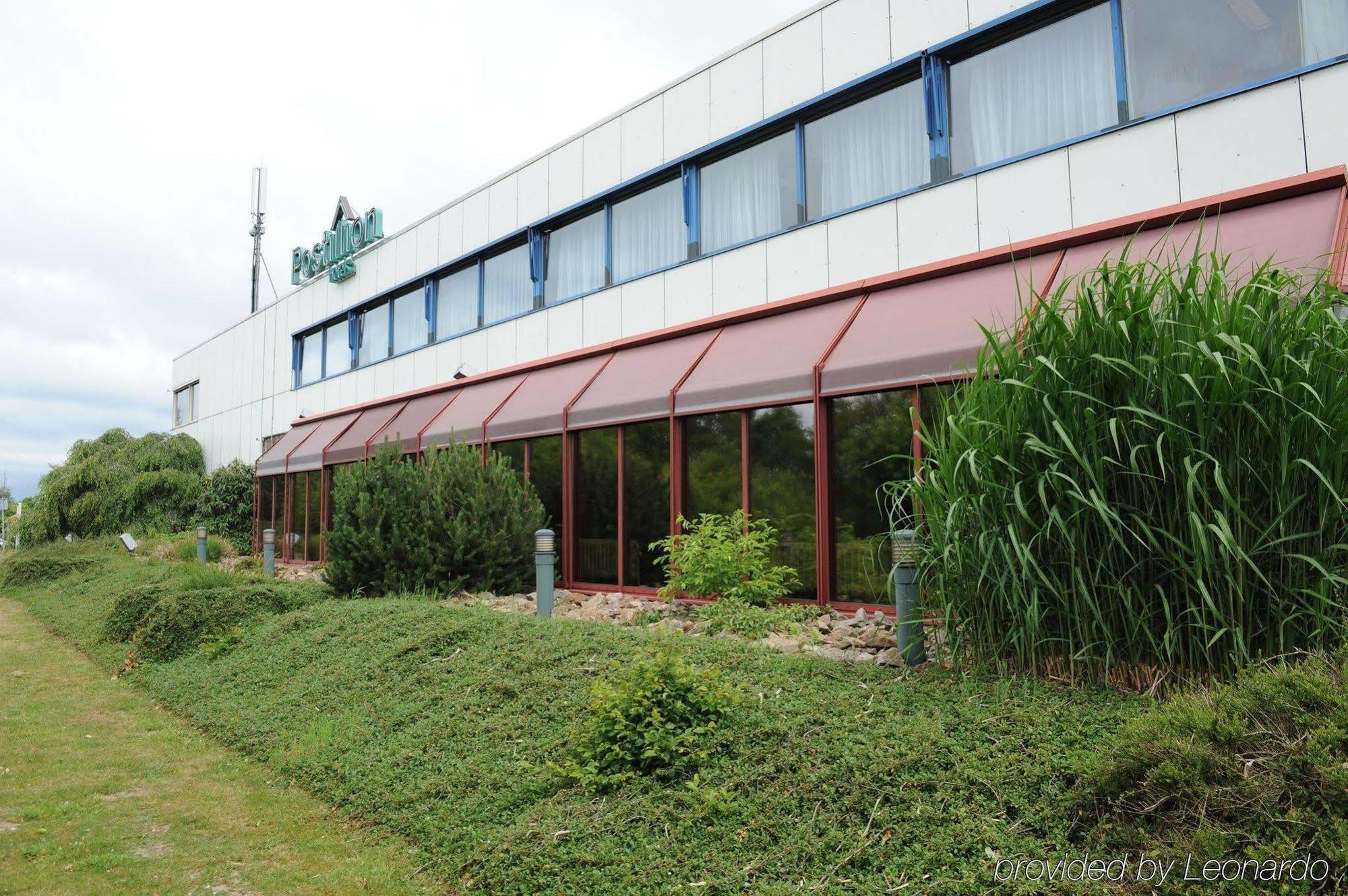 Postillion Hotel Arnhem Bagian luar foto