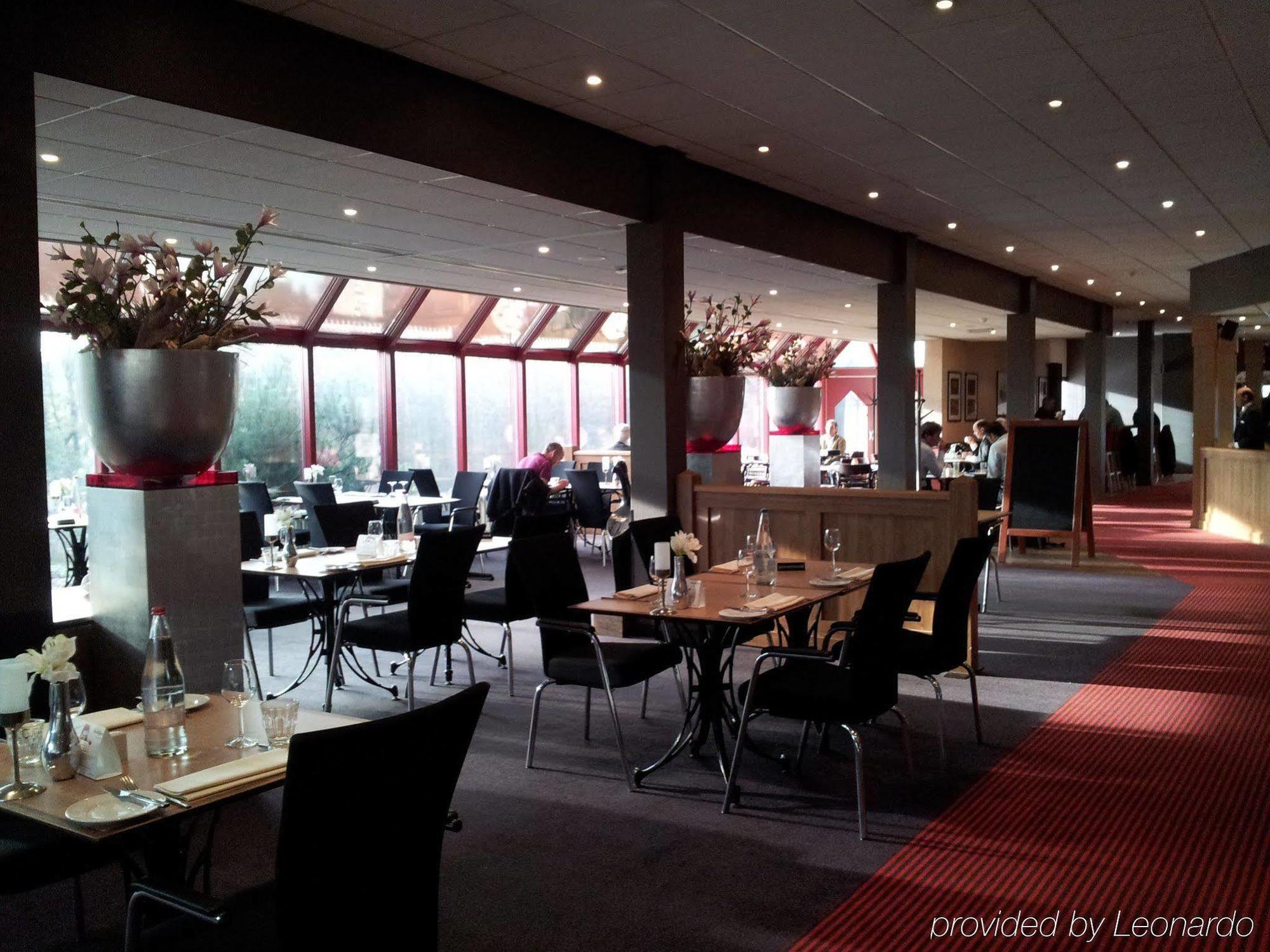 Postillion Hotel Arnhem Bagian luar foto
