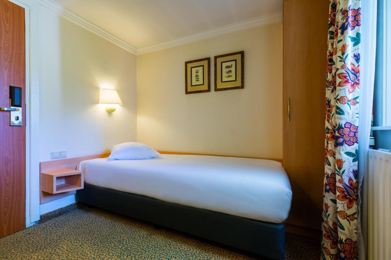 Postillion Hotel Arnhem Bagian luar foto